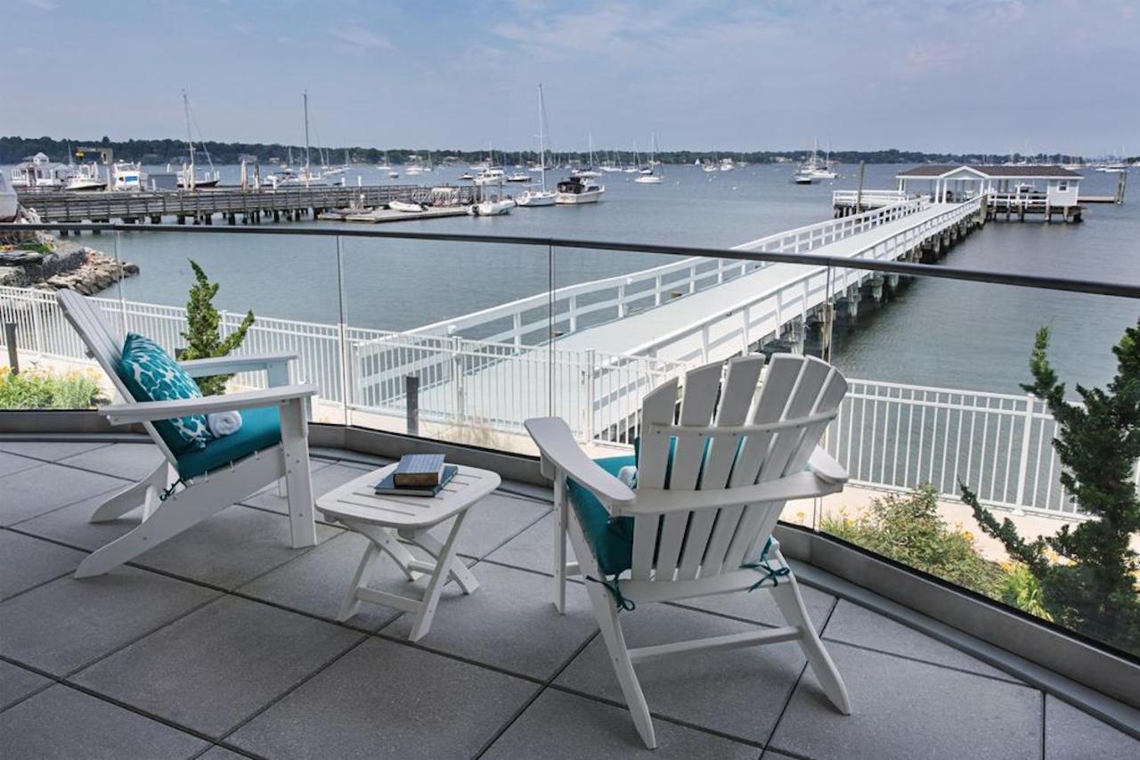 Fathoms Hotel & Marina Port Washington المظهر الخارجي الصورة
