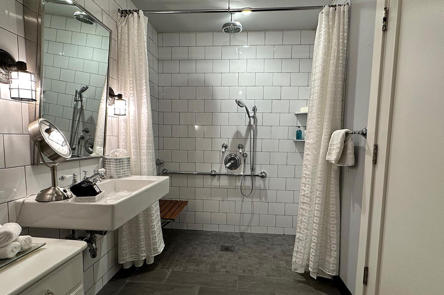 Fathoms Hotel & Marina Port Washington المظهر الخارجي الصورة